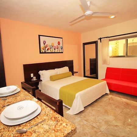 Papagayo Hotel Boutique Playa del Carmen Exterior foto A typical hotel room